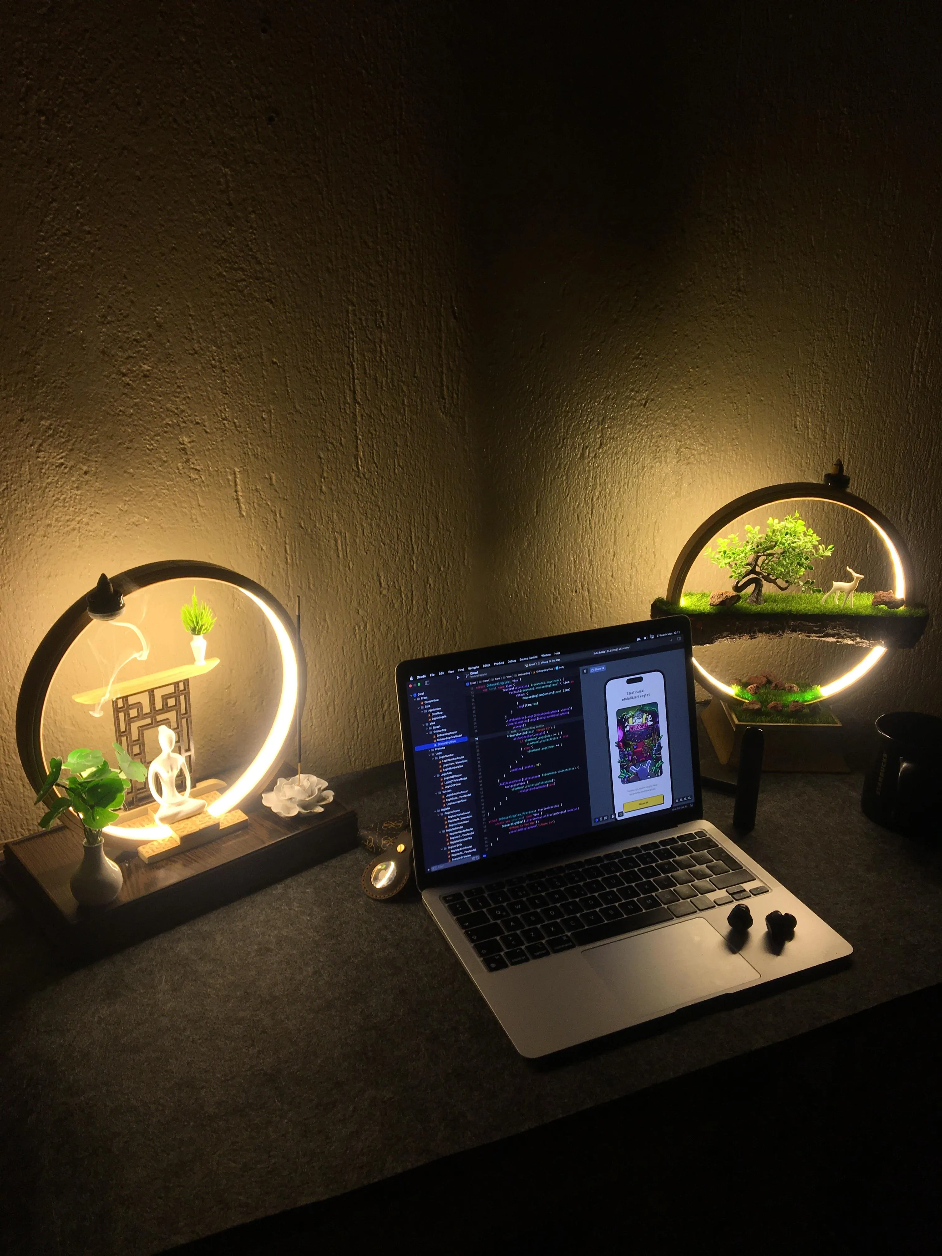 Protocols, Enums, Classes, Actors, Structs, Extensions, and Generics in Swift: Mastering the Essentials of Swift Programming